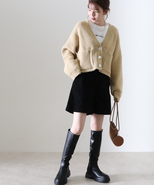 Cheek（チーク）の「コーデュロイハイウエストショートパンツ（その他パンツ・レディース・ブラック/ブラウン/ベージュ・MEDIUM）」の16枚目の写真