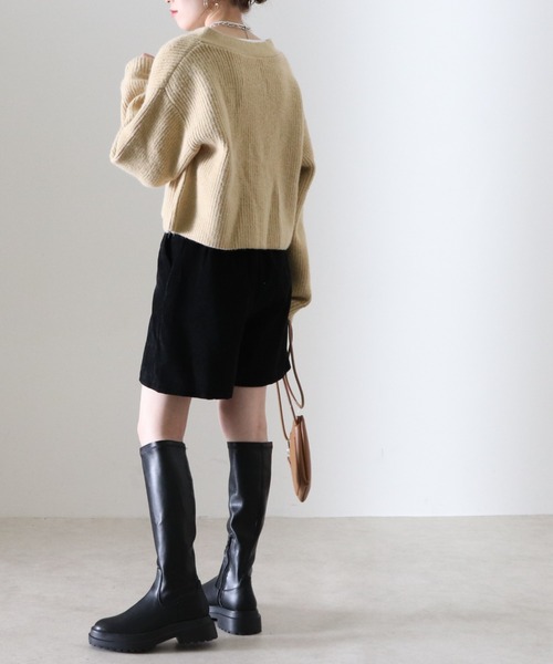 Cheek（チーク）の「コーデュロイハイウエストショートパンツ（その他パンツ・レディース・ブラック/ブラウン/ベージュ・MEDIUM）」の11枚目の写真