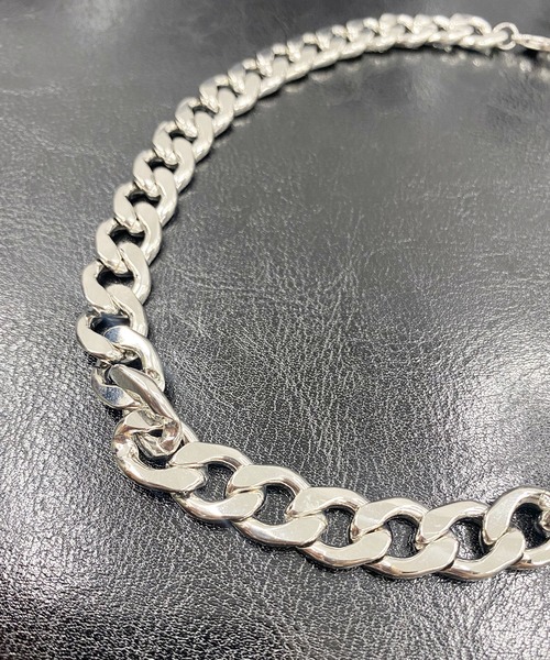 kutir(クティール)の「ボリュームチェーンネックレス(ネックレス・レディース・シルバー・FREE)」の7枚目の写真