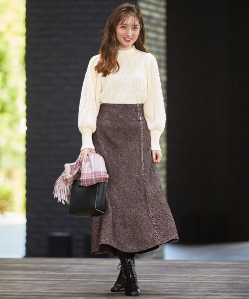 Feroux（フェルゥ）の「【美人百花11月号掲載】ヘアリーネップヘリンボーン スカート（スカート・レディース・ダークブラウン系3/ブラック系3・2/1）」の12枚目の写真