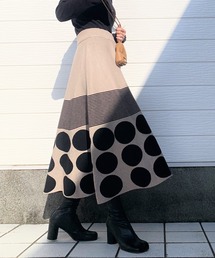Q | ドットフレアスカート(スカート)