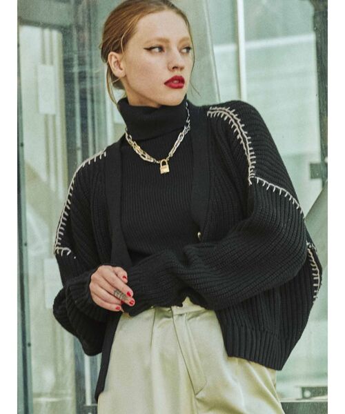 jouetie(ジュエティ)の「カーデレイヤードニット【セット】(カーディガン/ボレロ・レディース・ブルー/アイボリー/ブラック・MEDIUM)」の4枚目の写真