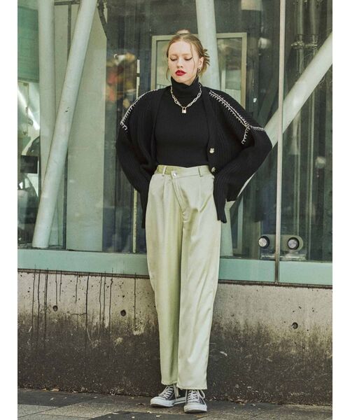 jouetie(ジュエティ)の「カーデレイヤードニット【セット】(カーディガン/ボレロ・レディース・ブルー/アイボリー/ブラック・MEDIUM)」の8枚目の写真