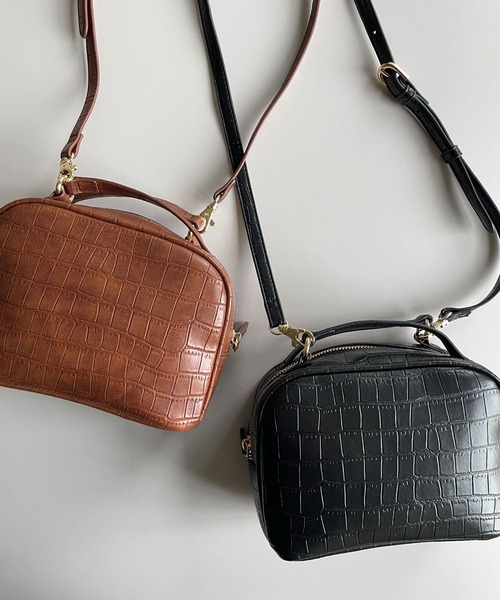 URBAN RESEARCH DOORS(アーバンリサーチドアーズ)の「クロコ2WAYプチバッグ(ショルダーバッグ・レディース・ブラック/ブラウン・ONE)」の11枚目の写真