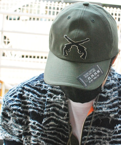 roarguns（ロアーガンズ）の「6PANEL CROSSGUN CAP（キャップ・メンズ・オレンジ系その他/ダークグリーン系・1）」の2枚目の写真