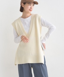 アクリルウール Vネックニットベスト