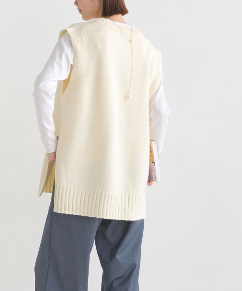 OMNES（オムネス）の「アクリルウール Vネックニットベスト（ベスト・レディース・ブラック/アイボリー/モカ・FREE）」の12枚目の写真