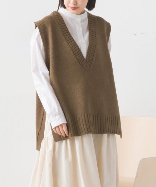 OMNES（オムネス）の「アクリルウール Vネックニットベスト（ベスト・レディース・ブラック/アイボリー/モカ・FREE）」の21枚目の写真