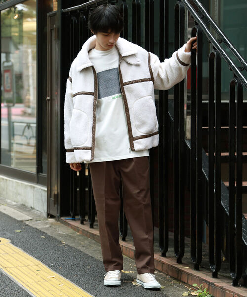 BeAMS DOT（ビームスドット）の「【WEB限定】BeAMS DOT / B-3 ボアブルゾン（ブルゾン・メンズ・ブラック/オフホワイト・MEDIUM/LARGE）」の4枚目の写真