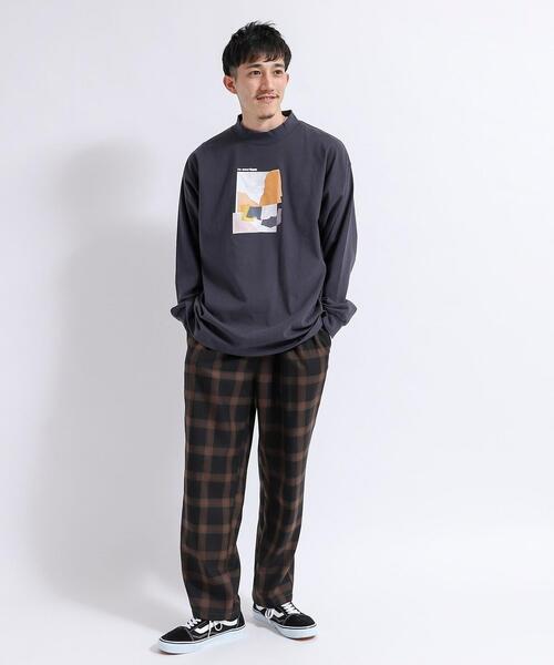 coen(コーエン)の「アートプリントモックネック長袖Tシャツ(Tシャツ/カットソー・メンズ・ホワイト/ダークグレー/その他1/その他2・SMALL/MEDIUM/LARGE/X-LARGE)」の10枚目の写真