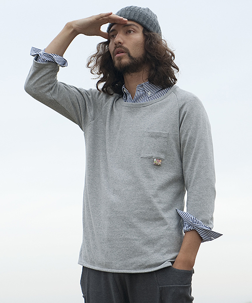 rehacer(レアセル)の「Hem Buttons 7/S Cutsew(Tシャツ/カットソー・メンズ・ブラック/グレー/ネイビー・SMALL/LARGE/X-LARGE/MEDIUM)」の2枚目の写真