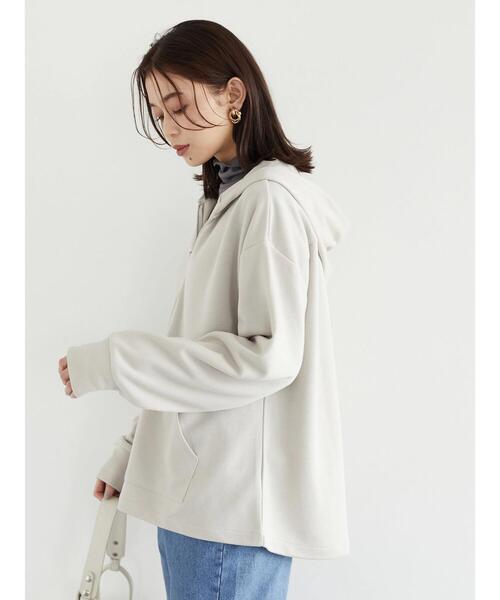 Green Parks(グリーンパークス)の「ハーフZipプルオーバー*(パーカー・レディース・サックスブルー/グリーン/ライトベージュ・FREE)」の7枚目の写真