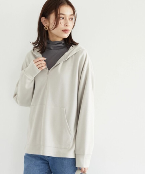 Green Parks(グリーンパークス)の「ハーフZipプルオーバー*(パーカー・レディース・サックスブルー/グリーン/ライトベージュ・FREE)」の2枚目の写真