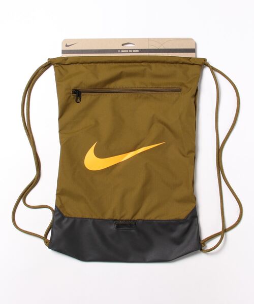 NIKE(ナイキ)の「《NIKEアパレル》ナイキ ブラジリア ドローSTジムサック9.523L(バックパック/リュック・メンズ・ブラック/ネイビー/ダークオリーブ/ロイヤルブルー/グリーン系その他/ライトブラウン/ライトブルー/グレー/ブルー・フリー)」の4枚目の写真
