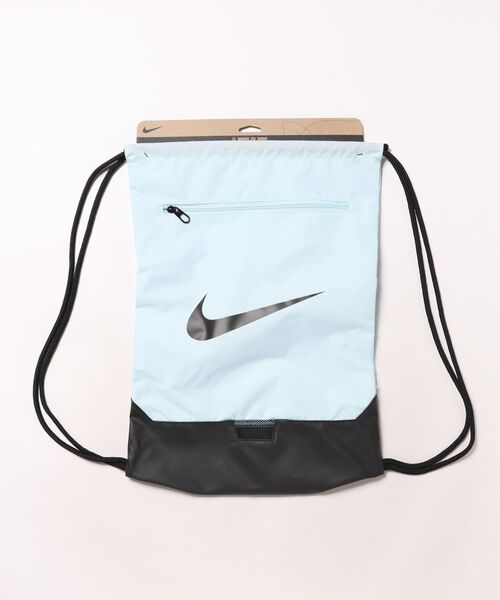 NIKE(ナイキ)の「《NIKEアパレル》ナイキ ブラジリア ドローSTジムサック9.523L(バックパック/リュック・メンズ・ブラック/ネイビー/ダークオリーブ/ロイヤルブルー/グリーン系その他/ライトブラウン/ライトブルー/グレー/ブルー・フリー)」の6枚目の写真