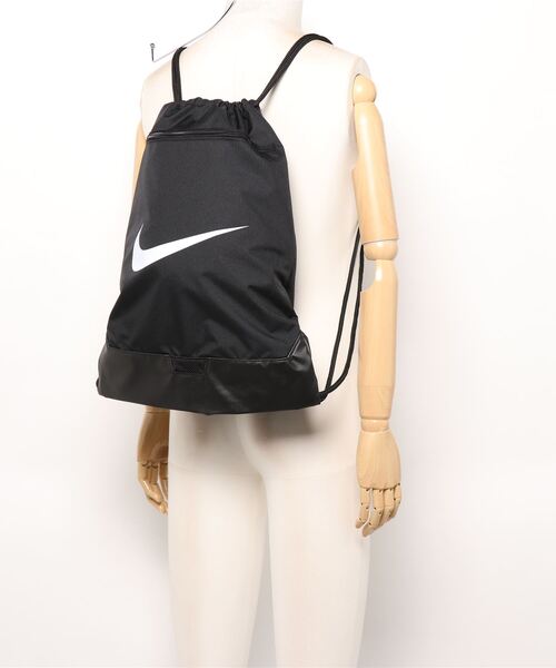 NIKE(ナイキ)の「《NIKEアパレル》ナイキ ブラジリア ドローSTジムサック9.523L(バックパック/リュック・メンズ・ブラック/ネイビー/ダークオリーブ/ロイヤルブルー/グリーン系その他/ライトブラウン/ライトブルー/グレー/ブルー・フリー)」の10枚目の写真