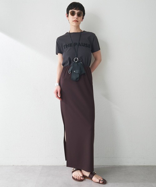 THE PAUSE(ザ ポーズ)の「【THE PAUSE】THE PAUSE Tシャツ(Tシャツ/カットソー・レディース・オフホワイト/チャコールグレー/ネイビー/アイボリー/ブラック/グレー/モカ/ライトベージュ/ブラック系1/キャメル/レッド/ホワイト系1/ホワイト系2/グレイッシュベージュ/レモンイエロー・FREE)」の21枚目の写真