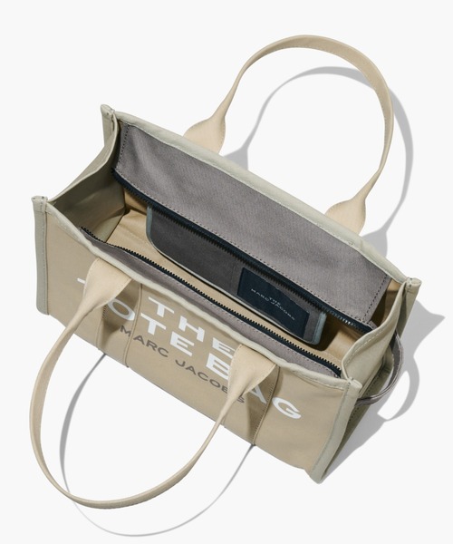 MARC JACOBS（マークジェイコブス）の「THE CANVAS COLORBLOCK LARGE TOTE BAG/ザ キャンバス カラーブロック ラージ トート バッグ（トートバッグ・レディース・ベージュ系その他・ONE SIZE）」の5枚目の写真