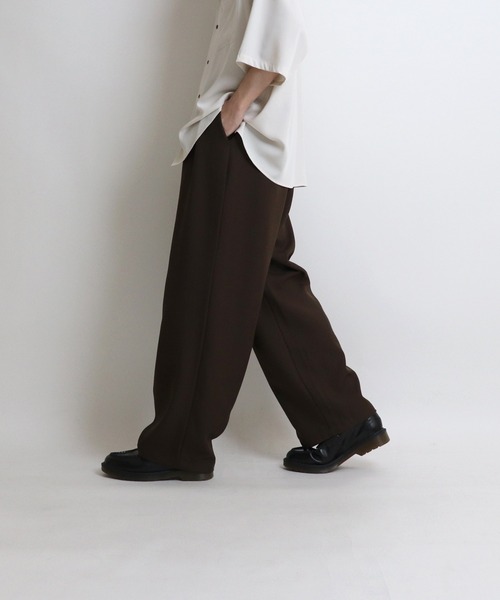 Confirm（コンファーム）の「タックルーズワイドパンツ【Confirm】（スラックス・メンズ・ブラック/ダークブルー/アッシュブラウン/オフホワイト/アイボリー/ブラウン/グリーン/ブラック系その他・L/M）」の7枚目の写真