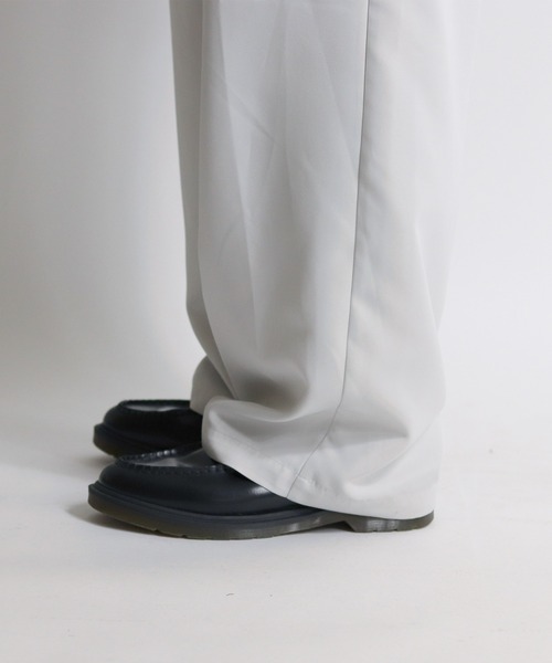 Confirm（コンファーム）の「タックルーズワイドパンツ【Confirm】（スラックス・メンズ・ブラック/ダークブルー/アッシュブラウン/オフホワイト/アイボリー/ブラウン/グリーン/ブラック系その他・L/M）」の9枚目の写真