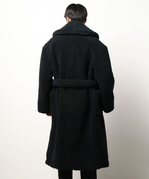Firsthand（ファーストハンド）の「Casablanca / カサブランカ　Recycled Polyester Shearling Robe / ボアコート（その他アウター・メンズ・ブラック・MEDIUM/LARGE）」の3枚目の写真