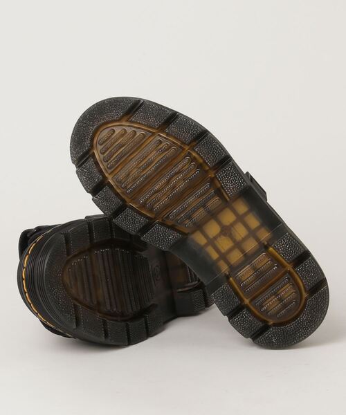 Dr. Martens(ドクターマーチン)の「TRACT FORSTER 26471001(サンダル・メンズ・ブラック・10/4/6/7/8/9/5/3)」の3枚目の写真