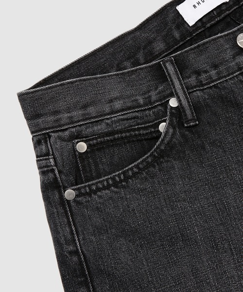 RHUDE(ルード)の「RHUDE CLASSIC FIT DENIM BLACK(デニムパンツ・メンズ・ブラック・32/30/31)」の3枚目の写真