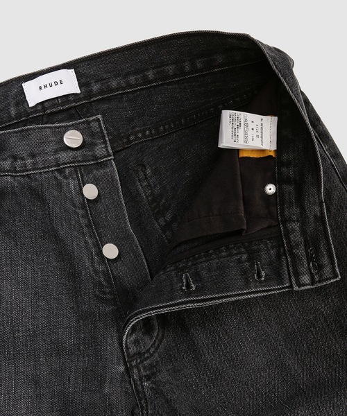 RHUDE(ルード)の「RHUDE CLASSIC FIT DENIM BLACK(デニムパンツ・メンズ・ブラック・32/30/31)」の4枚目の写真