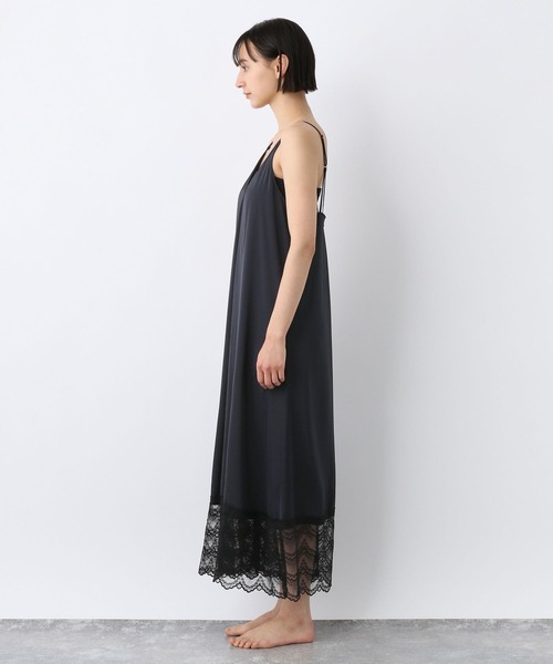 A part by(アパートバイ)の「【e/rm】レースキリカエキャミサロペット 276205(サロペット/オーバーオール・レディース・ネイビー・FREE)」の3枚目の写真