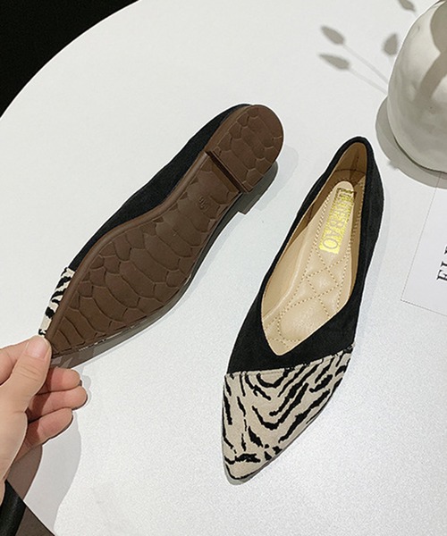 Lace Ladies（レースレディース）の「アニマル柄バレエシューズ ポインテッドトゥ フラットシューズ ぺたんこ靴（バレエシューズ・レディース・ベージュ/ブラック・23/22.5/23.5/24/24.5/25）」の14枚目の写真