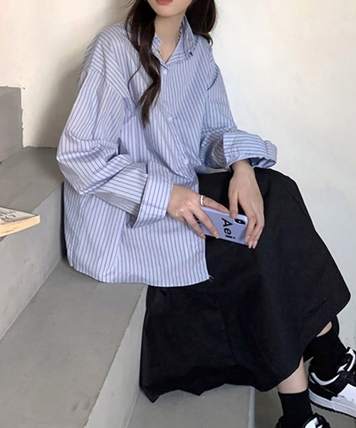 Dita(ディータ)の「ルーズストライプシャツ(シャツ/ブラウス・レディース・アイボリー/ブルー・FREE)」の2枚目の写真