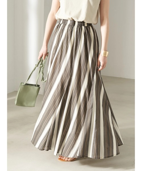 earth music&ecology（アースミュージックアンドエコロジー）の「マルチストライプフレアスカート（スカート・レディース・チャコールグレー/サックスブルー/アイボリー・FREE）」の4枚目の写真