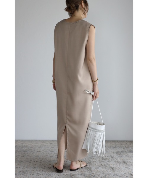 Bonjour Sagan（ボンジュールサガン）の「Vネックジャンパースカート（ジャンパースカート・レディース・クリーム/ベージュ・FREE）」の18枚目の写真