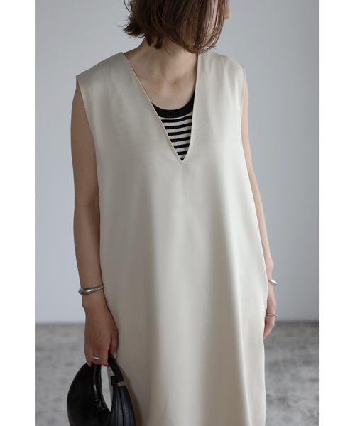 Bonjour Sagan（ボンジュールサガン）の「Vネックジャンパースカート（ジャンパースカート・レディース・クリーム/ベージュ・FREE）」の22枚目の写真