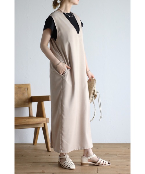 Bonjour Sagan（ボンジュールサガン）の「Vネックジャンパースカート（ジャンパースカート・レディース・クリーム/ベージュ・FREE）」の5枚目の写真