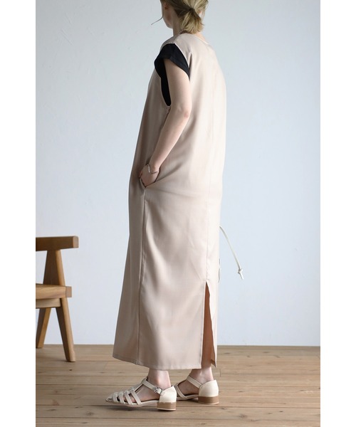 Bonjour Sagan（ボンジュールサガン）の「Vネックジャンパースカート（ジャンパースカート・レディース・クリーム/ベージュ・FREE）」の7枚目の写真