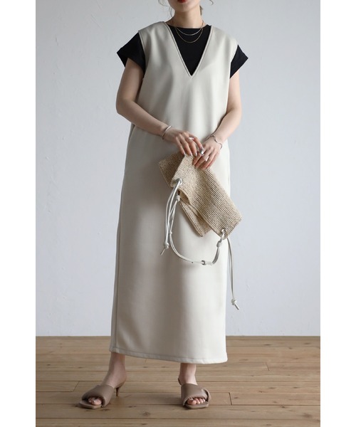 Bonjour Sagan（ボンジュールサガン）の「Vネックジャンパースカート（ジャンパースカート・レディース・クリーム/ベージュ・FREE）」の9枚目の写真