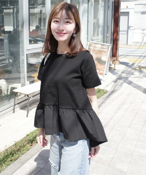 KOBE LETTUCE(コウベレタス)の「ペプラムフレアドッキングTシャツ(Tシャツ/カットソー・レディース・ネイビー/ブラック/オフホワイト/ホワイト×ブラック・FREE)」の4枚目の写真