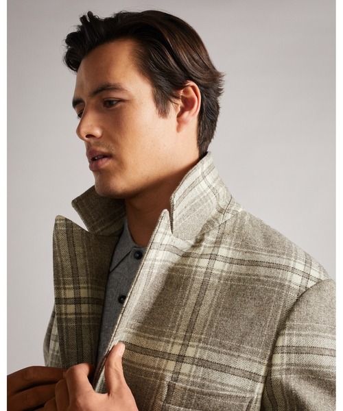 Ted Baker(テッドベーカー)の「OGLE リラックスフィット チェックコート(チェスターコート・メンズ・ベージュ系その他6・1/3/4/2/5)」の5枚目の写真