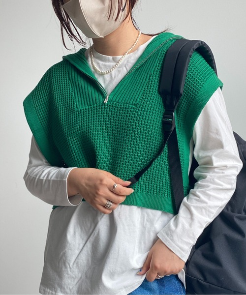 CPCM(シーピーシーエム)の「ワッフルニットハーフジップショートプルオーバー(ニット/セーター・レディース・ブラック/オレンジ/オフホワイト/グリーン・FREE)」の3枚目の写真