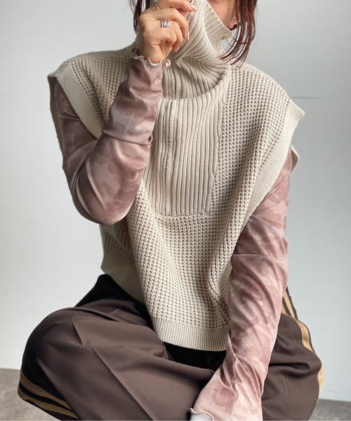 CPCM(シーピーシーエム)の「ワッフルニットハーフジップショートプルオーバー(ニット/セーター・レディース・ブラック/オレンジ/オフホワイト/グリーン・FREE)」の15枚目の写真