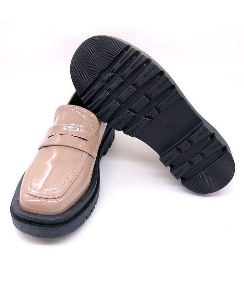 Noubel Voug Relax（ヌーベルヴォーグリラックス）の「ボリュームソールコインローファー（ローファー・レディース・ブラック/ベージュ/アイボリー・LL/3L/S/M/L）」の7枚目の写真