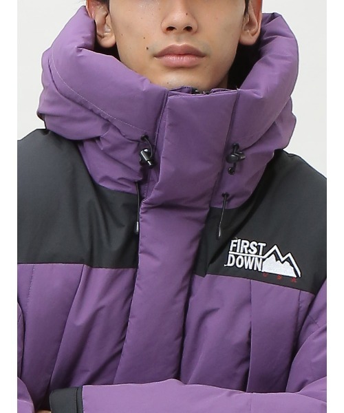 FIRST DOWN（ファーストダウン）の「フード フルジップ ダウンパーカー