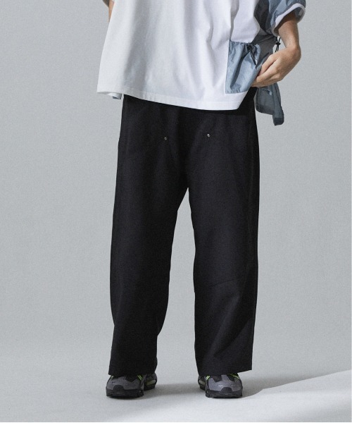 Iroquois(イロコイ)の「RECYCLE PE OXFORD CLOTH PT(その他パンツ・メンズ・オフホワイト/ブラック/キャメル・3/1/2)」の2枚目の写真