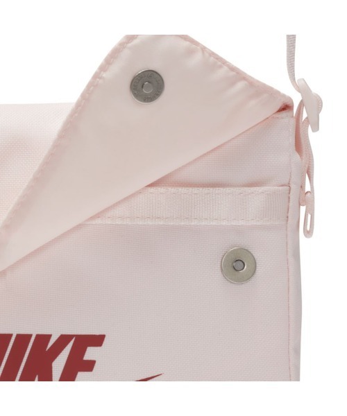 NIKE（ナイキ）の「NIKE/ナイキ ウィメンズ レベル クロスボディ（ボディバッグ/ウエストポーチ・レディース・ブラック/ピンク/ブラウン/バイオレット・FREE）」の9枚目の写真