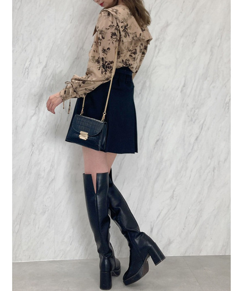 dazzlin(ダズリン)の「オープンリボンブラウス(シャツ/ブラウス・レディース・レッド/ベージュ/アイボリー/ブルー/オフホワイト・FREE)」の11枚目の写真