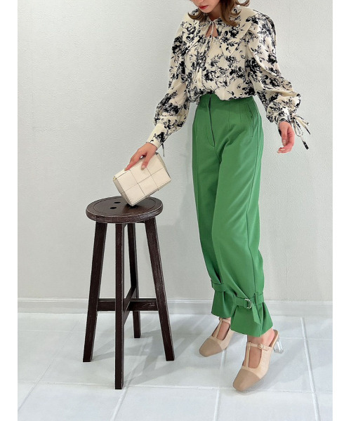 dazzlin(ダズリン)の「オープンリボンブラウス(シャツ/ブラウス・レディース・レッド/ベージュ/アイボリー/ブルー/オフホワイト・FREE)」の15枚目の写真