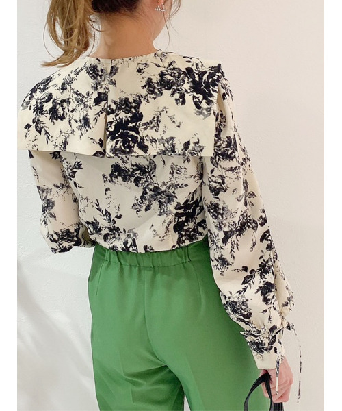 dazzlin(ダズリン)の「オープンリボンブラウス(シャツ/ブラウス・レディース・レッド/ベージュ/アイボリー/ブルー/オフホワイト・FREE)」の17枚目の写真