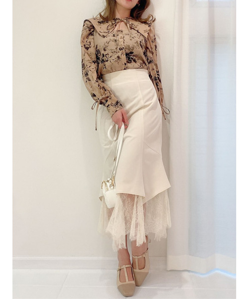 dazzlin(ダズリン)の「オープンリボンブラウス(シャツ/ブラウス・レディース・レッド/ベージュ/アイボリー/ブルー/オフホワイト・FREE)」の20枚目の写真