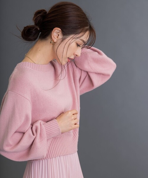 組曲(クミキョク)の「【洗える】カシミヤブレンドバルキー ニット(ニット/セーター・レディース・ピンク系/ダークグリーン系/アイボリー系/ブラウン系/ネイビー系・2/3)」の12枚目の写真